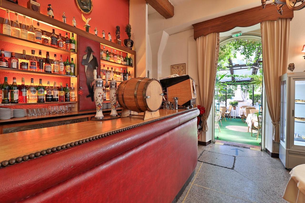Logis Le Relais Imperial Hotel Saint-Vallier-de-Thiey Exterior foto