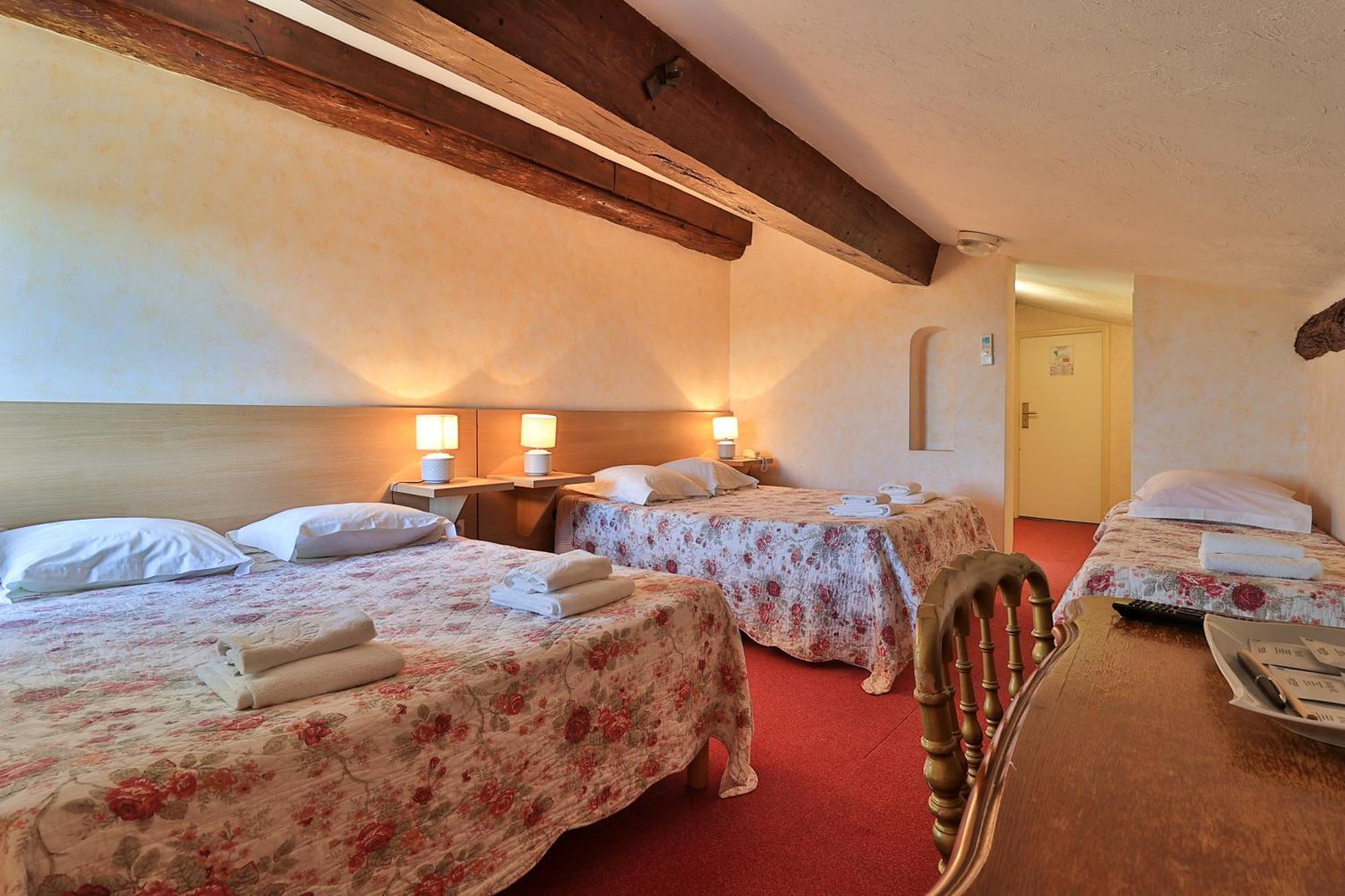 Logis Le Relais Imperial Hotel Saint-Vallier-de-Thiey Exterior foto